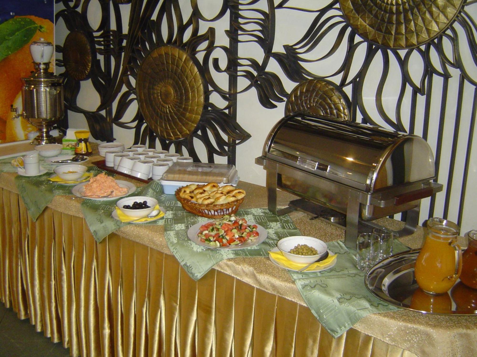 Zhibek Zholy Hotel Asztana Kültér fotó